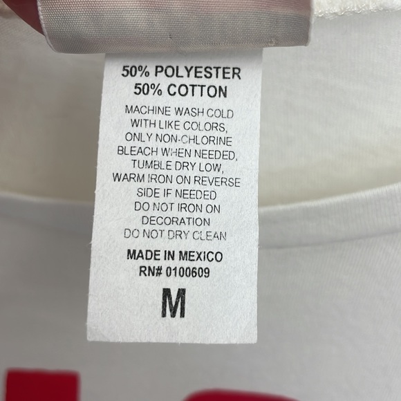 White/cream color short sleeve top by Junk Food size medium - Picture 3 of 6